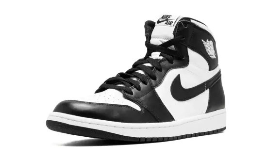 Кроссовки Nike Air Jordan 1 High Black/White с мехом