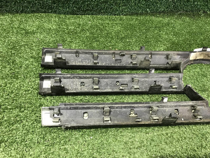 Накладка решетки радиатора Mercedes G w463 (2008-2015)