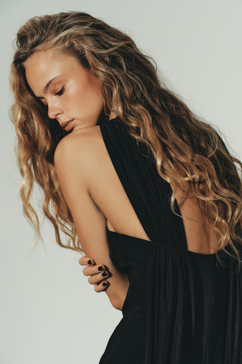 ZARA КОМБИНИРОВАННОЕ ПЛАТЬЕ С ПРОЗРАЧНЫМИ ДЕТАЛЯМИ, ЧЕРНЫЙ