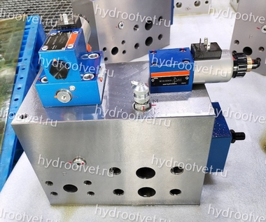 Блок управления насосом 32 МПа
