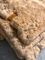 Вязаный плед из натурального меха рекс 200*150 см (бежевый однотонный)