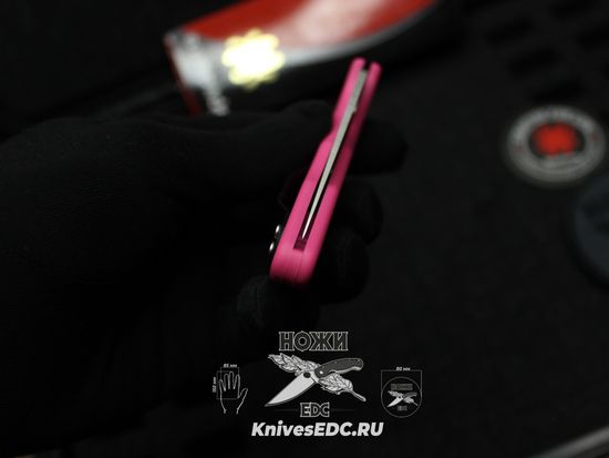 Складной нож Spyderco Delica 4 Lightweight C11FPPNS30V c клинком из стали CPM-S30V, рукоять FRN