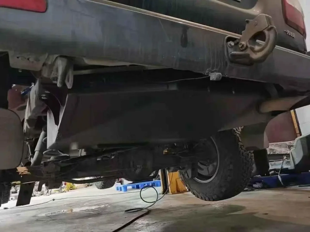 Дополнительный топливный бак 100 литров для Toyota Land Cruiser 100 Тойота Крузак Крузер резервный бак