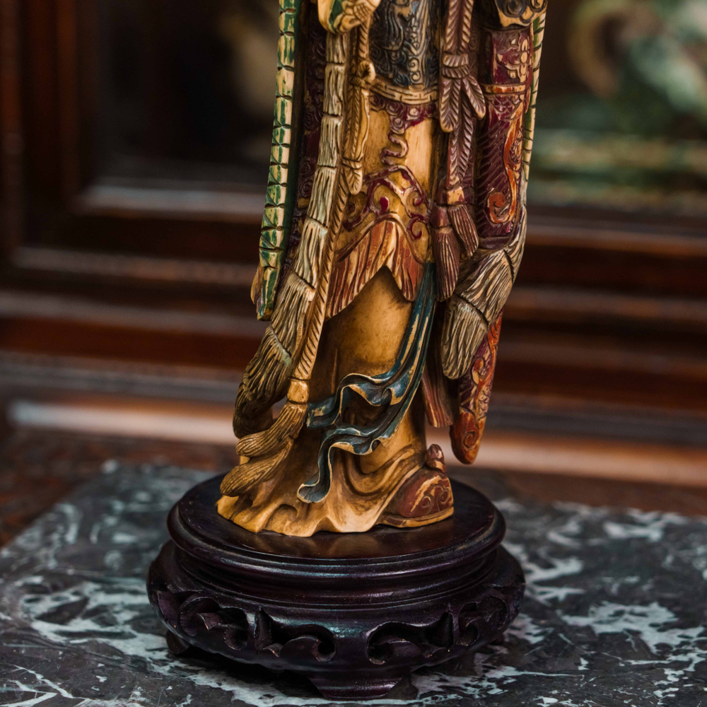 «Императрица играющая на пипе» — символизирует власть, гармонию, красоту и искусство