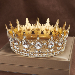 Декоративная корона на торт, золото (Белые камни)