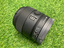 Sony E 11mm 1.8 (SEL11F18)