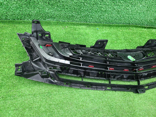 Решетка радиатора Geely Coolray (2019-2023)