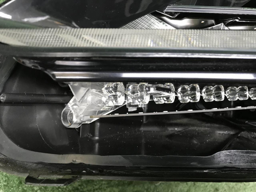 Битая Фара левая Jaguar E-PACE (2017-2021.) LED