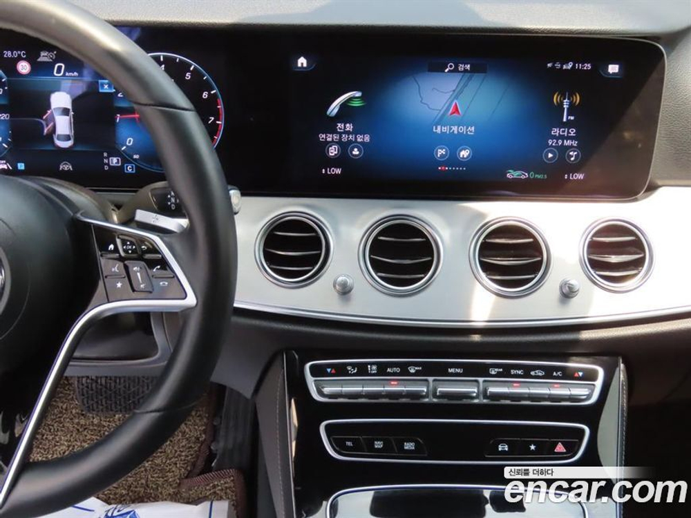 Mercedes-Benz E-Class W213 E250 Avangarde (04.2021)