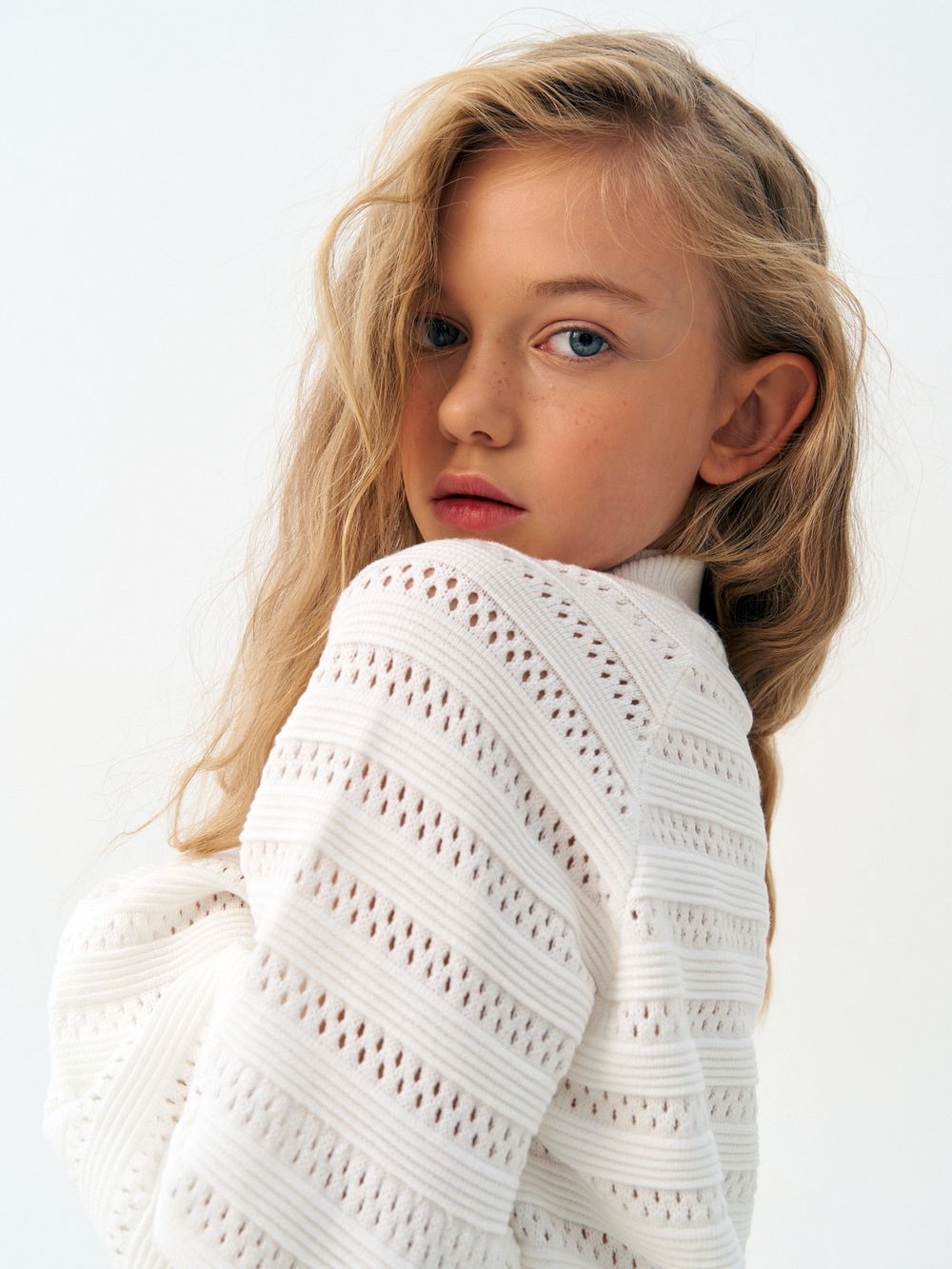 Джемпер для девочки AT1215 белый