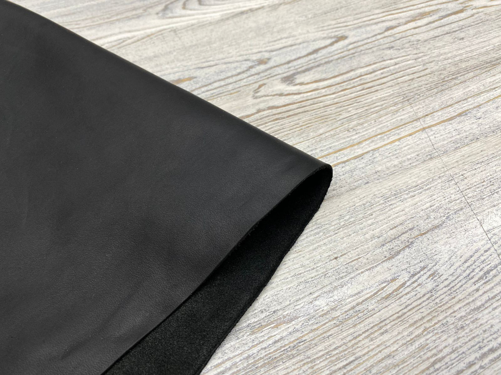 Turino Wax Nero (0,8-1,0 мм), цв. Черный, натуральная кожа