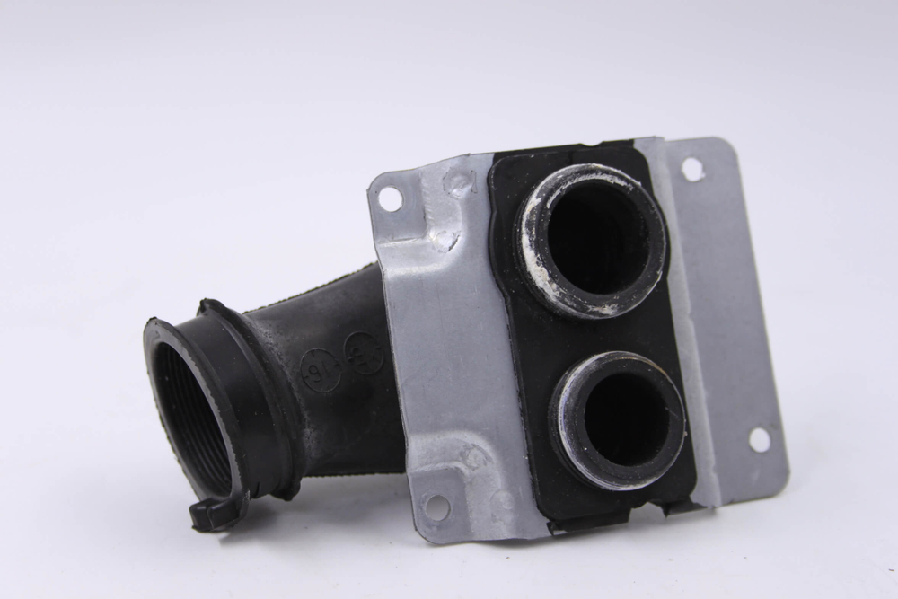 Патрубок посудомоечной машины Indesit,Ariston 210232445, 07.001904