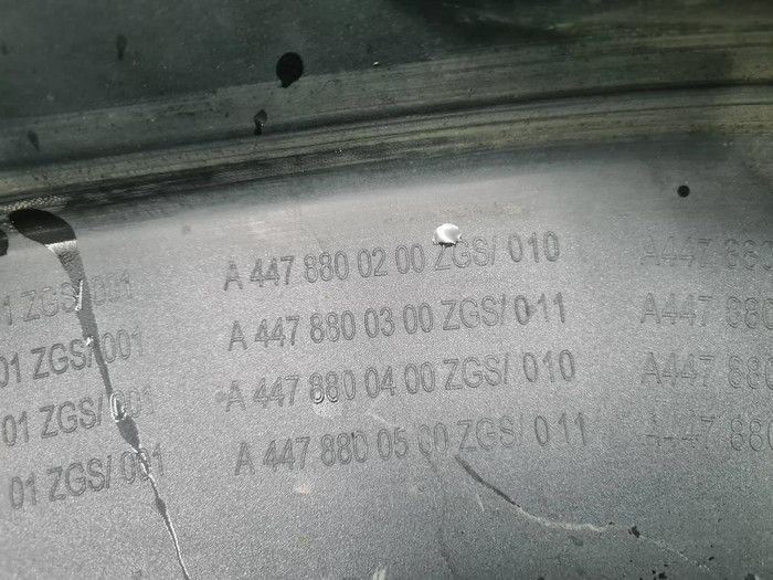 Бампер передний Mercedes V w447 (2014-2019)