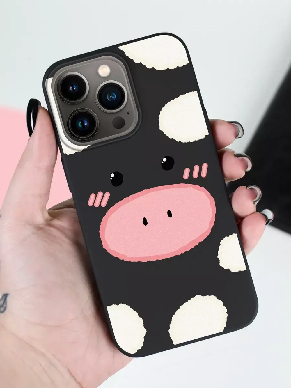 Чехол на iPhone 15 Pro с принтом