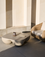 Журнальный столик Colba из полистоуна 100 x 100 см