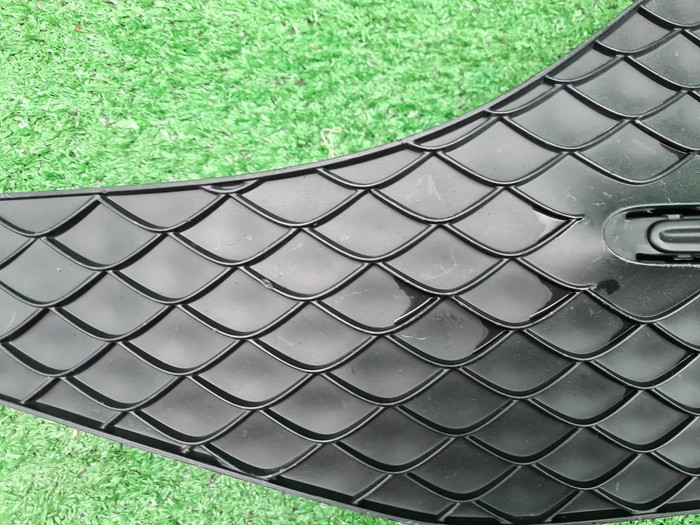 Решетка переднего бампера Mercedes GLE V167 18-24