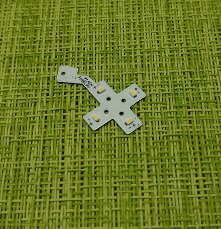 Infinix Smart 8 (X6525) - шлейф вспышки (фонарика) (ORIG-SP)