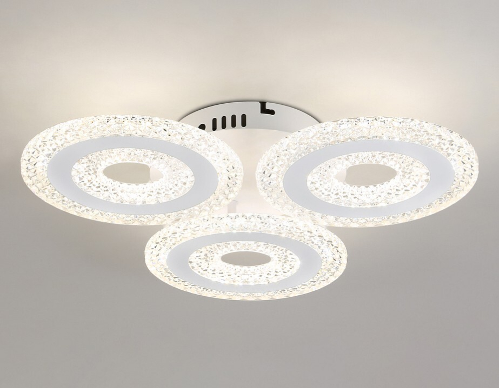 Потолочная люстра Ambrella Light FA FA4001