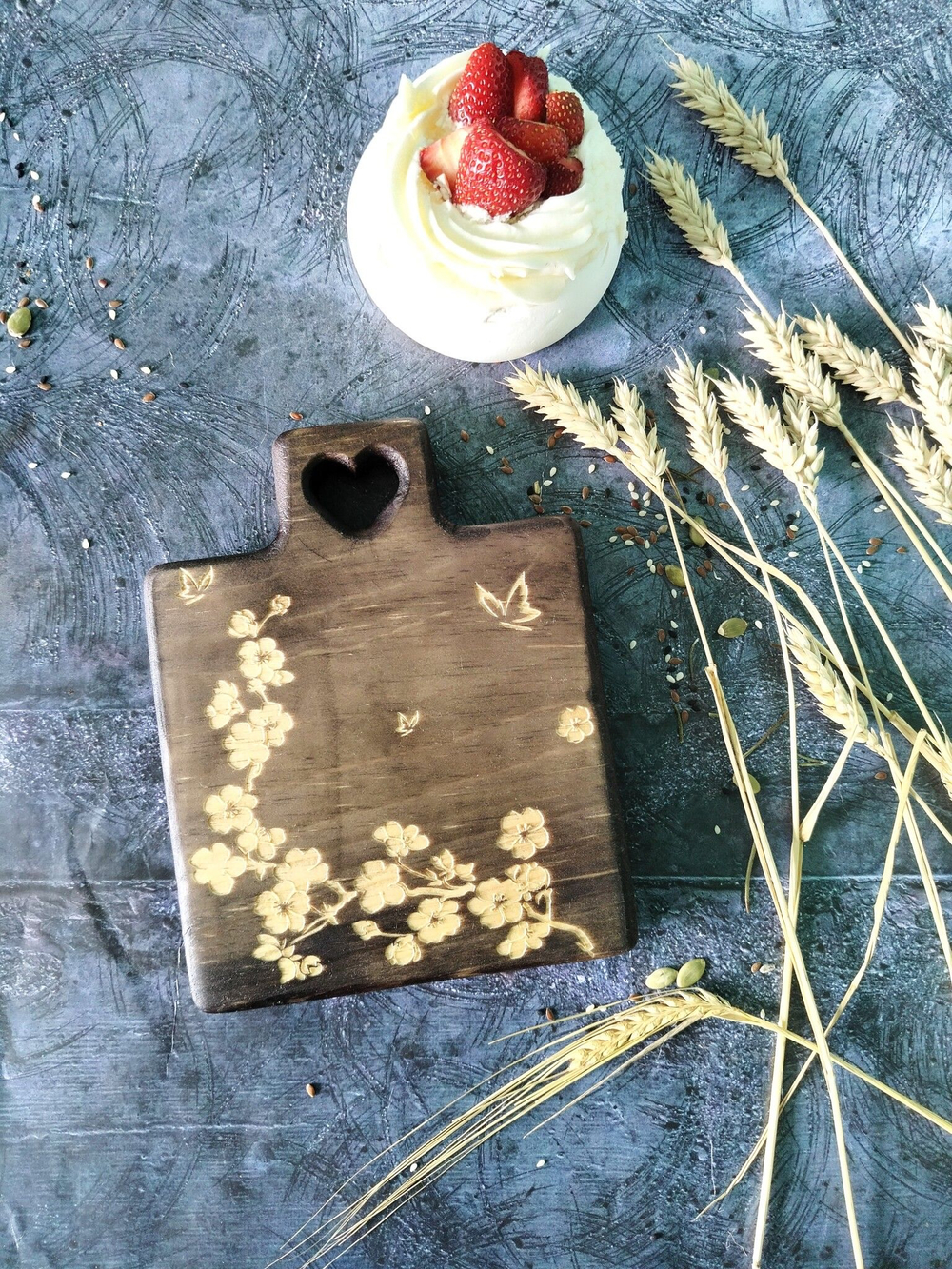 Доска деревянная разделочная