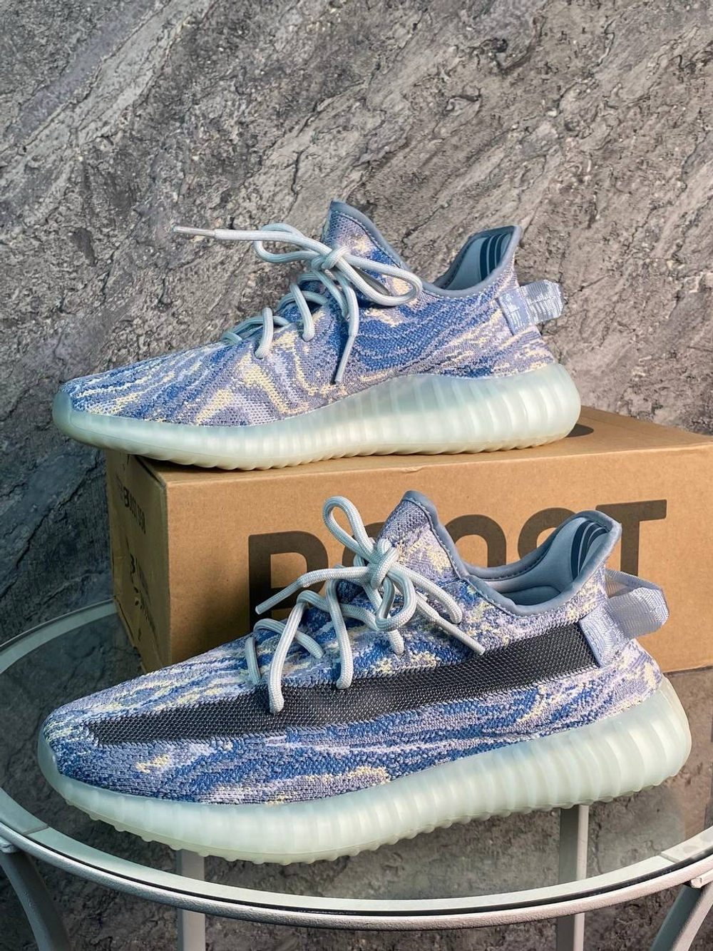 Кроссовки Adidas