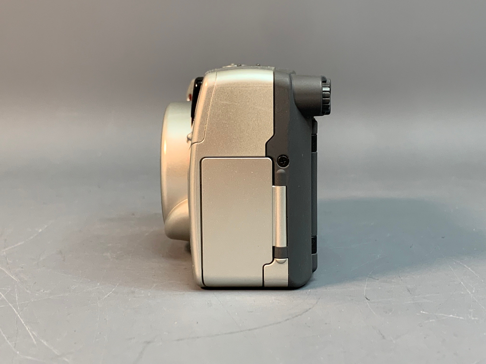 Olympus superzoom 160 G, залипает зум, ошибка