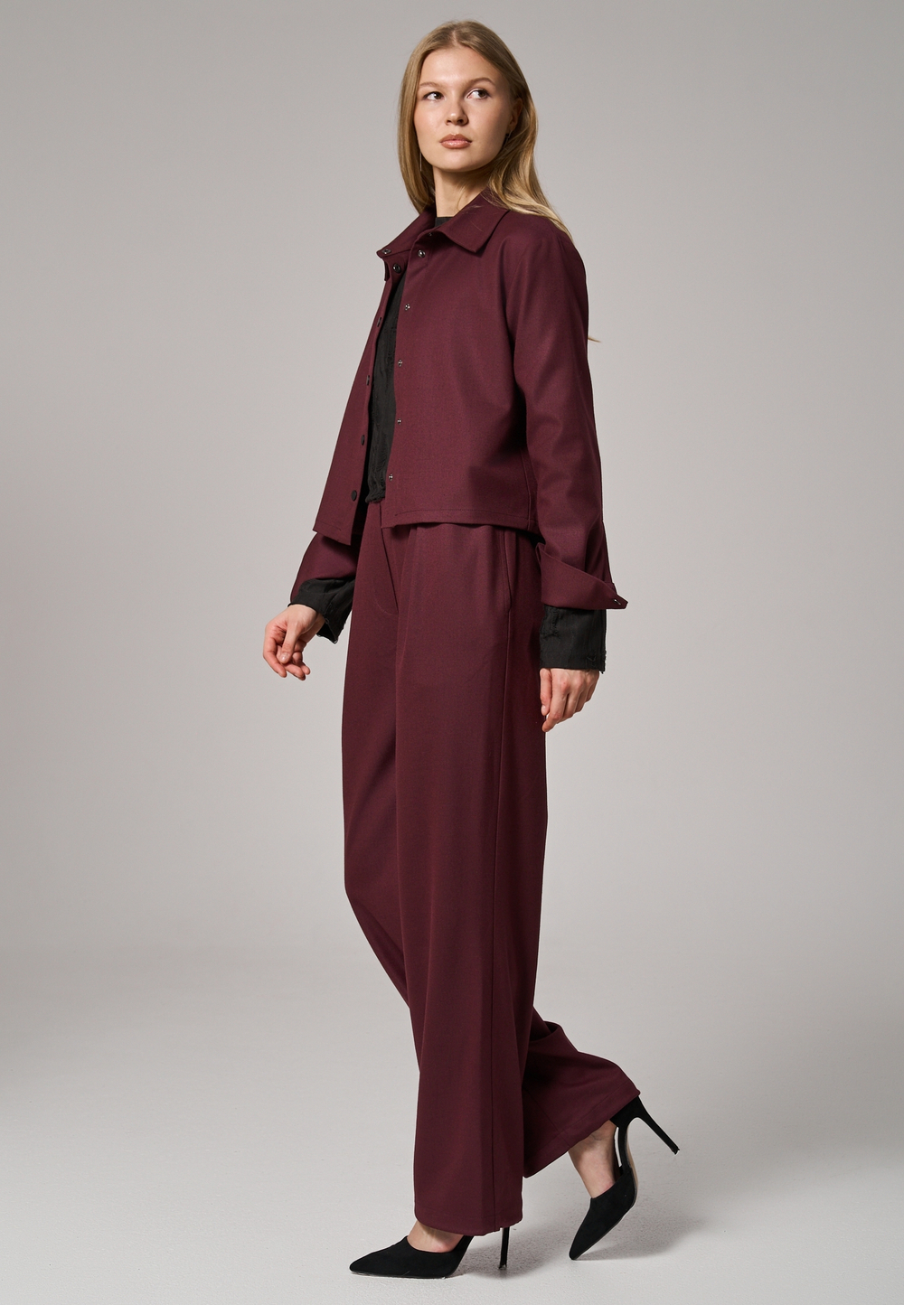 Рубашка-жакет укороченная бордовая