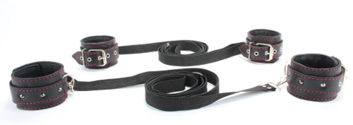 Черный бондажный набор с маленькими шипами