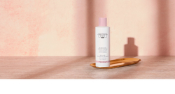 Christophe Robin Delicate Volumizing Shampoo with Rose Extracts - Шампунь для придания объема тонким и тонким волосам /   250  ml  / GTIN 5056379590579