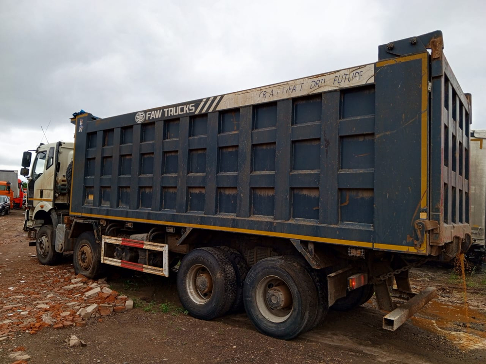 FAW J6 8x4 Самосвал CA3310P66K24T4E5 (Дизельный, 11,1 л, 420 л.с., МТ)