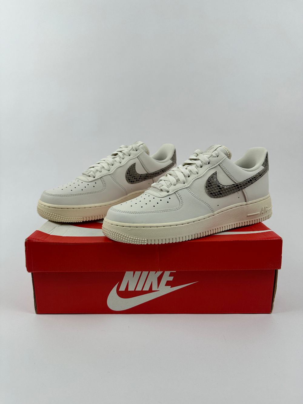 Кроссовки Nike Air Force 1 '07