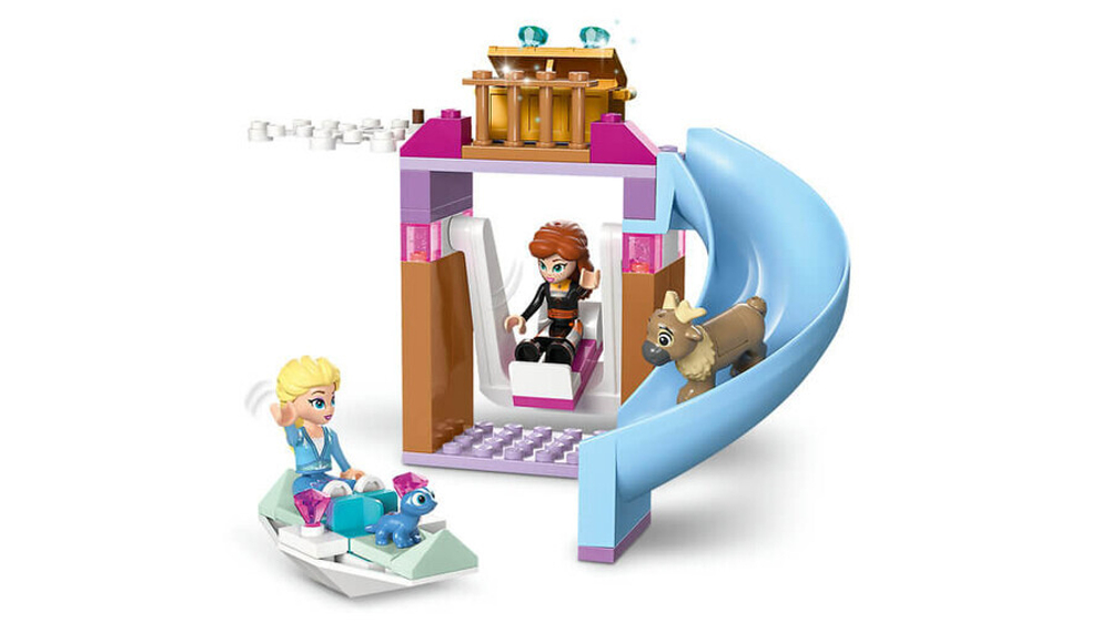 Конструктор LEGO Disney Princess 43238 Замороженный замок Эльзы