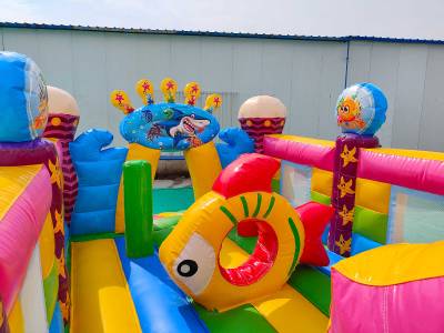 Коммерческий надувной батут с горкой «В гостях у моря 2», 8*4*5 м