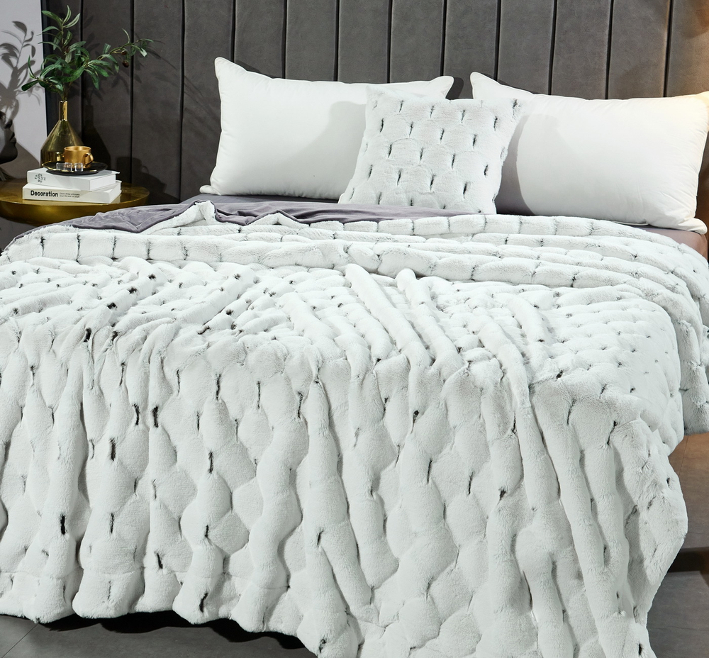 Покрывало 220x240 Sofi De MarkO Адриана №1 белое