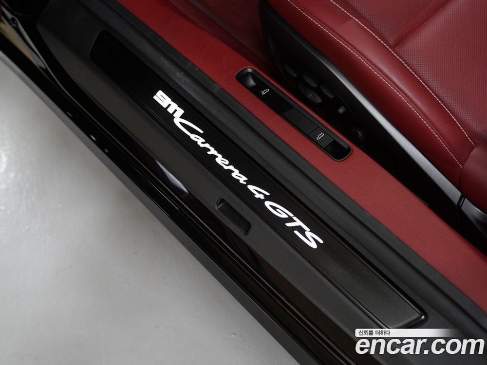 Porsche 911 (992) Carrera 4 GTS Cabriolet (05.2022)