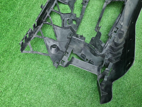 Кронштейн бампера правый BMW 3er G20 18-22 M-paket