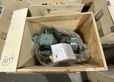 Полугерметичный поршневой компрессор Carrier Carlyle 06DR228 мощностью 7,5 л.с.