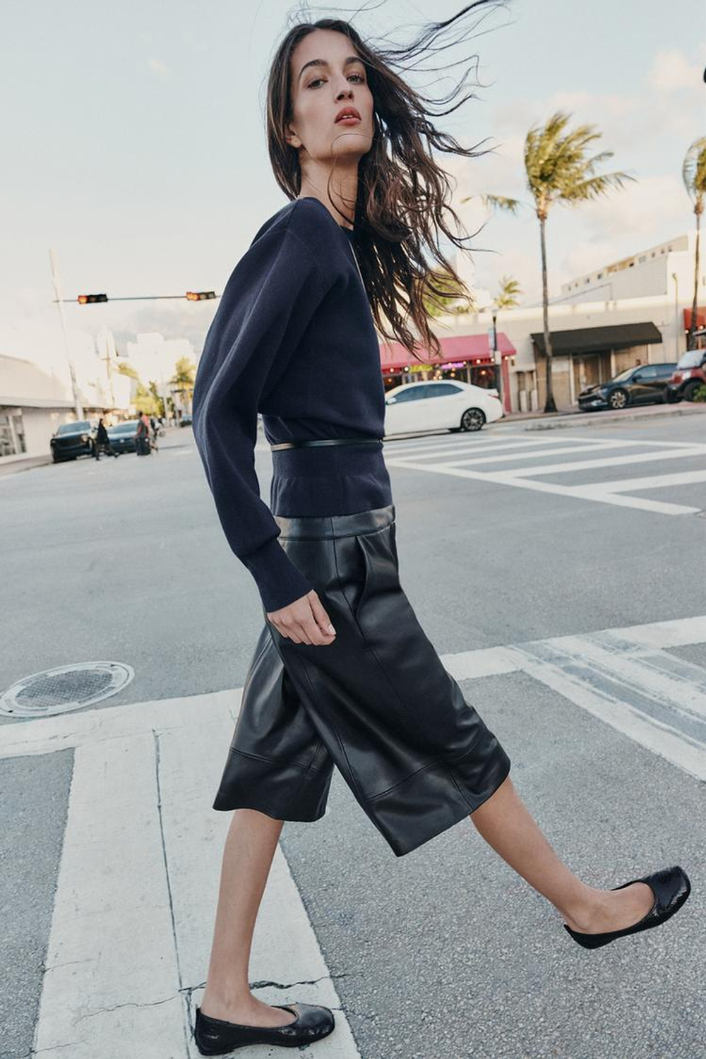 ZARA ВЯЗАНЫЙ СВИТЕР С ПОЯСОМ, МОРСКОЙ СИНИЙ