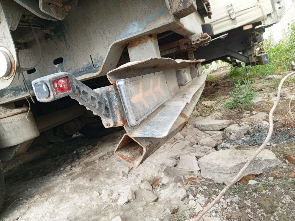 Тонар 9598 Полуприцеп зерновоз 9598
