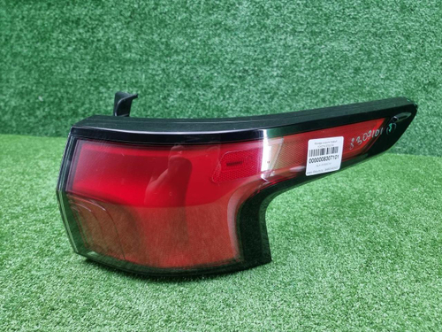 Фонарь правый внешний Toyota Sequoia 3 (2022-н.в.)