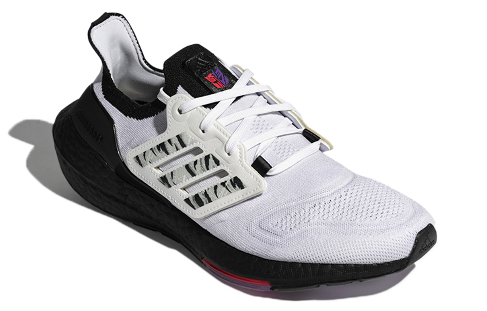 Кроссовки Adidas Ultraboost 22