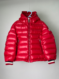 Пуховик Moncler