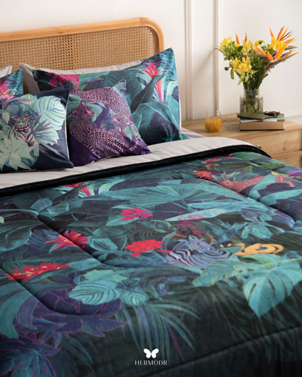 Комплект постельного белья двуспальный Maximal Hermodr 8 предметов 130220275 Иран