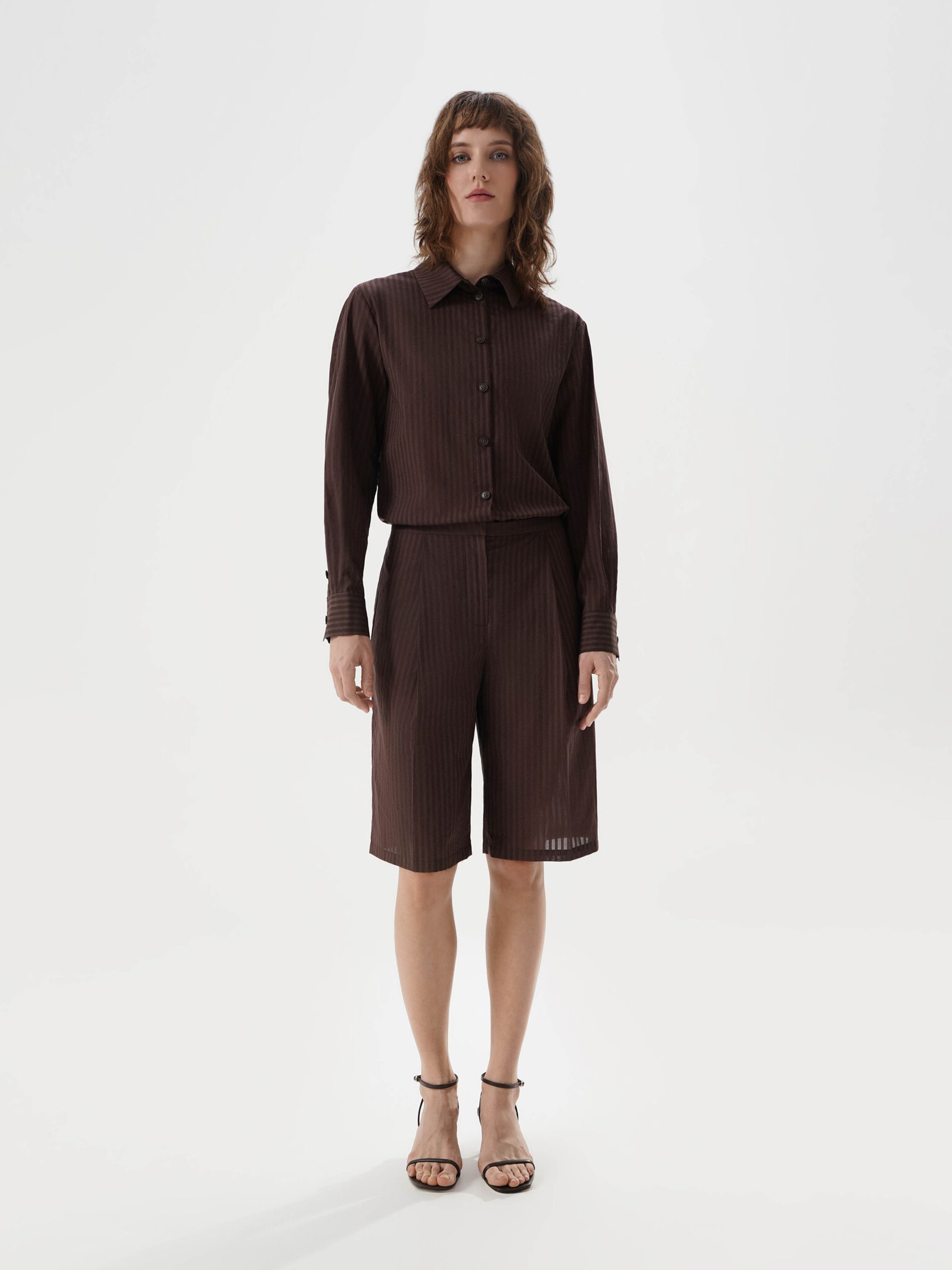 Бермуды в полоску chocolate