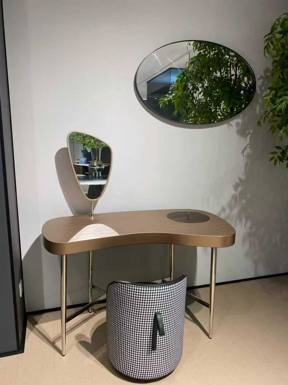 Консоль с зеркалом DZ-8805