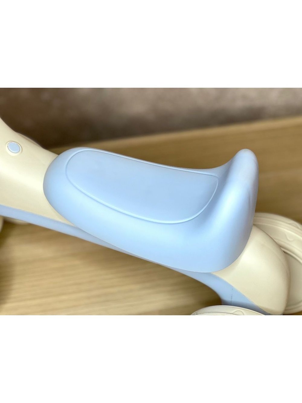 Беговел от 2 лет с музыкой голубой (74737-1)