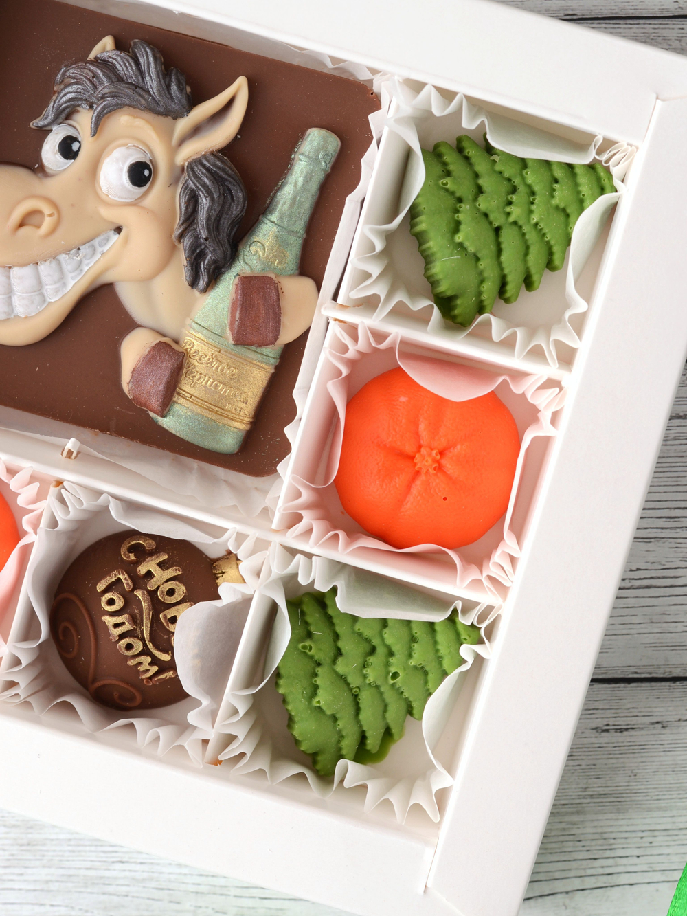 Набор шоколадный "Новогоднее настроение" #3 с символом года 2026