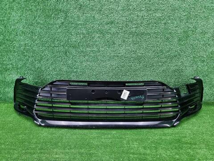 Решетка переднего бампера Toyota Camry xv70 20-нв