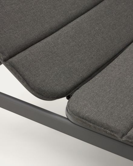 Алюминиевый шезлонг Marcona окрашенный в черный цвет Испания La Forma