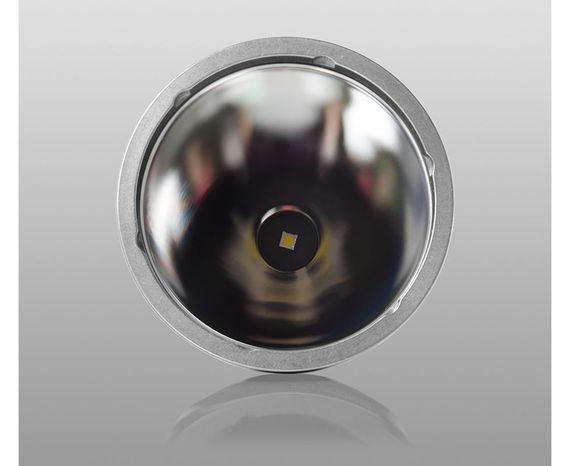 Поисковый фонарь Armytek Barracuda теплый свет