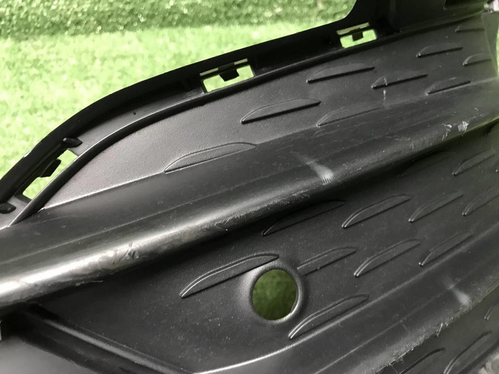 Решетка перед. бампера Mercedes GLE c167 23-нв AMG